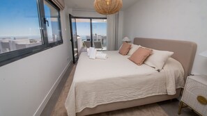 3 chambres, fer et planche à repasser, accès au Wi-Fi (inclus)