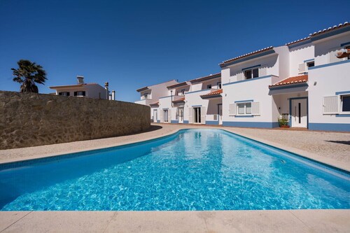 Vivenda Duneta - in Walking Distance to the Beach!