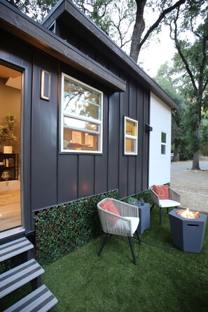 1 chambre, décoration personnalisée, ameublement personnalisé