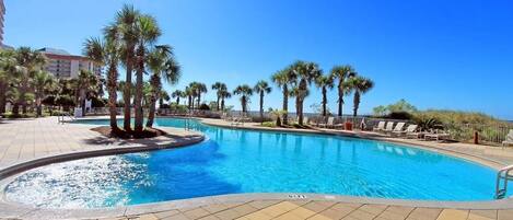 Bloc d'apartaments, diversos llits (Sterling Beach #301) | Piscina | Piscina a l'aire lliure