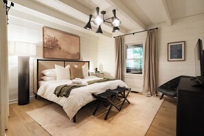 2 chambres, bureau, fer et planche à repasser, accès au Wi-Fi (inclus)