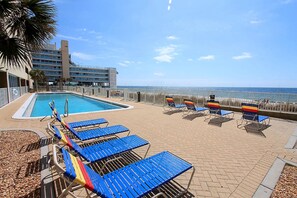 Leilighet, flere senger (Ocean Reef 1203) | Basseng | Innendørsbasseng og utendørsbasseng