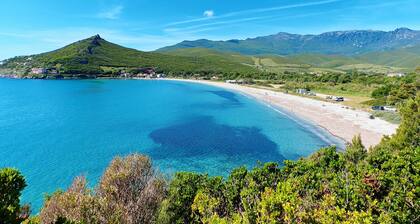 Près du Port de Plaisance de Santa Severa - Cap Corse, Appartement T2 à Louer