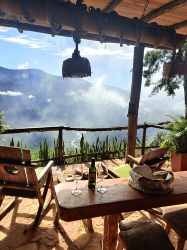 Chalet Mirador Chicamocha, Totally equipped amazing canyon view, secluded & safe