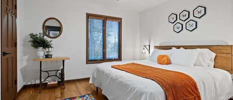 3 dormitorios, escritorio, tabla de planchar con plancha y wifi gratis