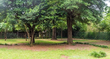 The Hickory Haven - A 3-Bedroom Gem Near Universities & Capital!