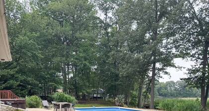 Private Peaceful Waterfront House with Pool & Hot Tub