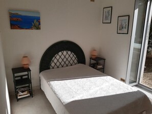 4 Schlafzimmer, Bügeleisen/Bügelbrett, WLAN