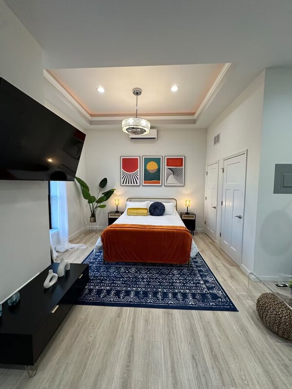 1 bedroom, iron/ironing board, free WiFi, bed sheets