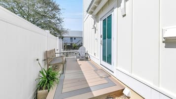 Kondominium, Beberapa Tempat Tidur (Just Breezin') | Teras/patio