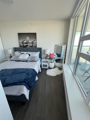 2 bedrooms, iron/ironing board, free WiFi, bed sheets