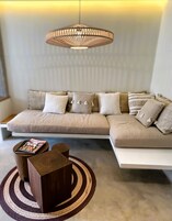 标准房, 1 张特大床和 1 张沙发床 (Superior King) | 起居区