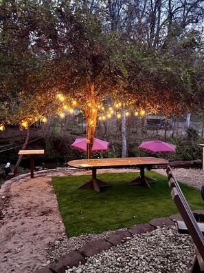 屋外ダイニングエリア