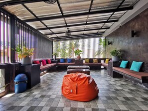 Terrace/patio - Hi Samui Hostel (Koh Samui)