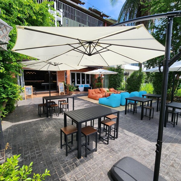 الإطلالة من المنشأة