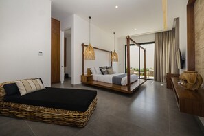 7 bedrooms, iron/ironing board, travel crib, WiFi