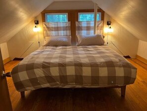 3 bedrooms, free WiFi, bed sheets - Pip's Place-10 Mins to Sugarloaf (Stratton)