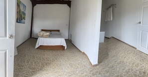 Bed sheets - Hostal Hollywood Inn II (Rionegro)