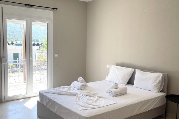 1 habitación, ropa de cama hipoalergénica y decoración personalizada