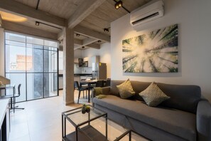 Smart TV, Netflix, servicios de streaming, monitor de computadora