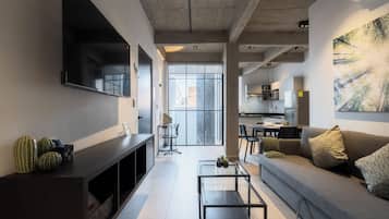 50-inch Smart TV with digital channels, Netflix, streaming services