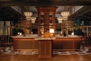 3 μπαρ/lounge, μπαρ δίπλα στην πισίνα, beach bar