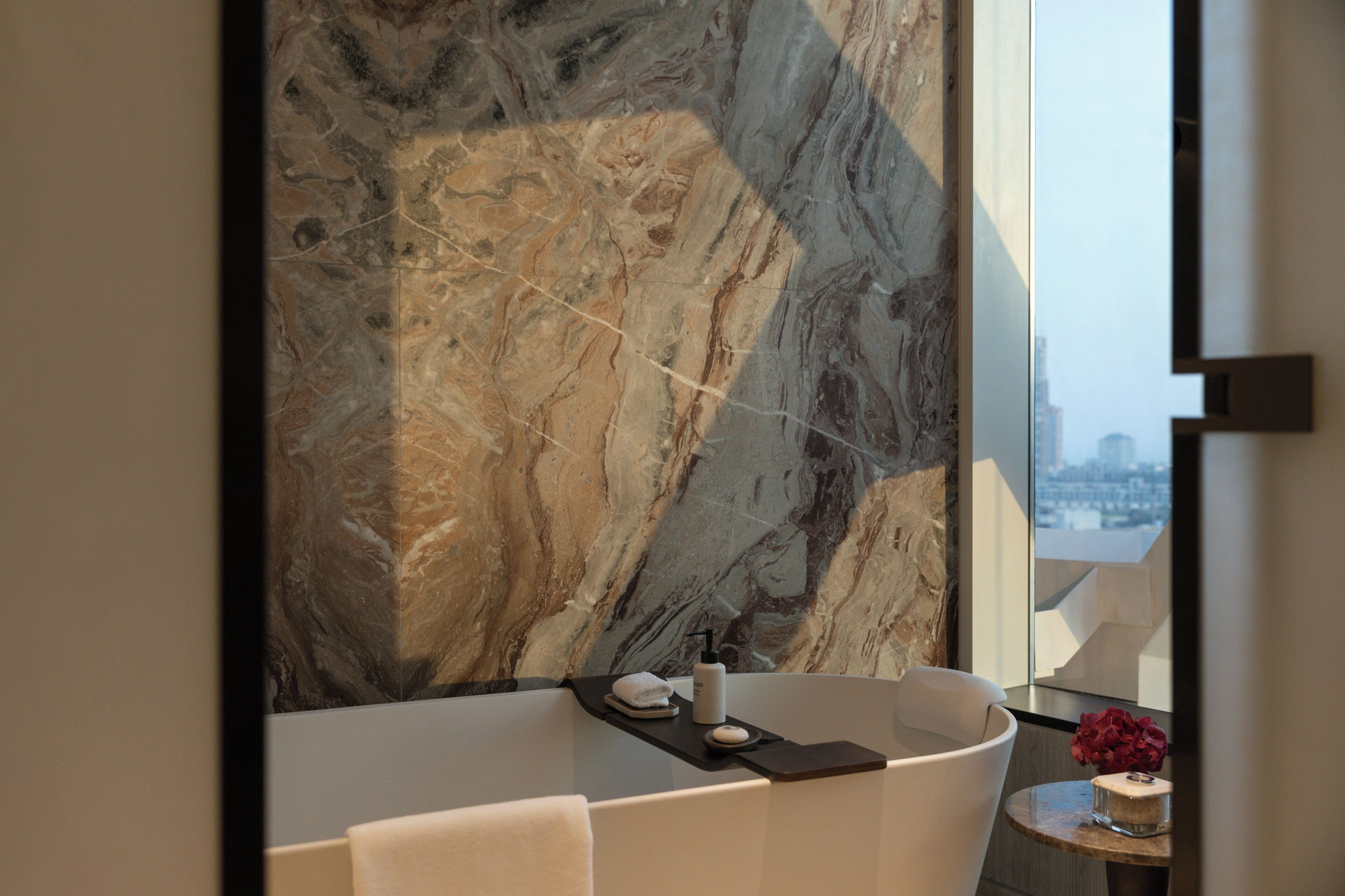 Reef Suite | ห้องน้ำ | โถสุขภัณฑ์แบบบิเดท์, ผ้าเช็ดตัว