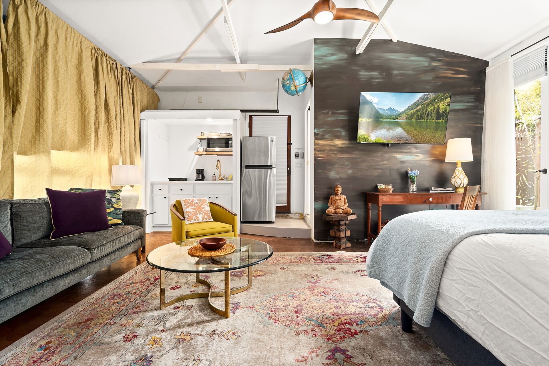 Clean, Sanitized Private Studio + Steam Shower