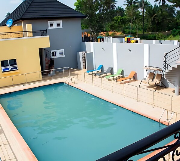 Alberca al aire libre