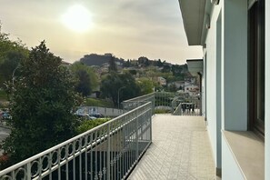 Property grounds - K03 - Castelfidardo, large four-room apartment convenient to services (Castelfidardo)