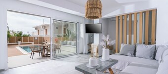 Villa White in Blue with private swimming pool