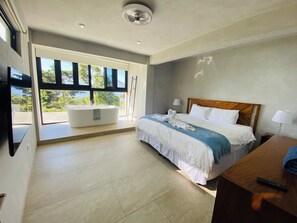 1 bedroom, iron/ironing board, travel cot, free WiFi