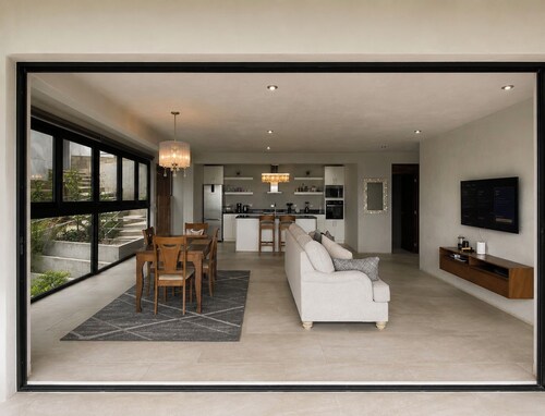 Vela at Casa Verapaz - Lake Views and Private Balcony