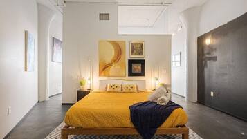 1 habitación, tabla de planchar con plancha, wifi y ropa de cama