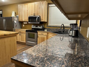 Microwave, oven, stovetop, dishwasher - Spacious New Listing Centrally Located to Explore Glacier Park (East Glacier Park)