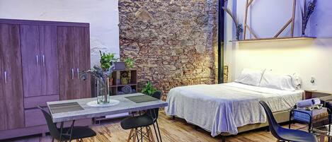 Apartment | 1 bedroom, soundproofing, free WiFi