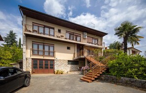 Exterior - 2 bedroom beautiful apartment in Lovran (Lovran)