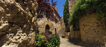 Apartement with air conditioning and pool