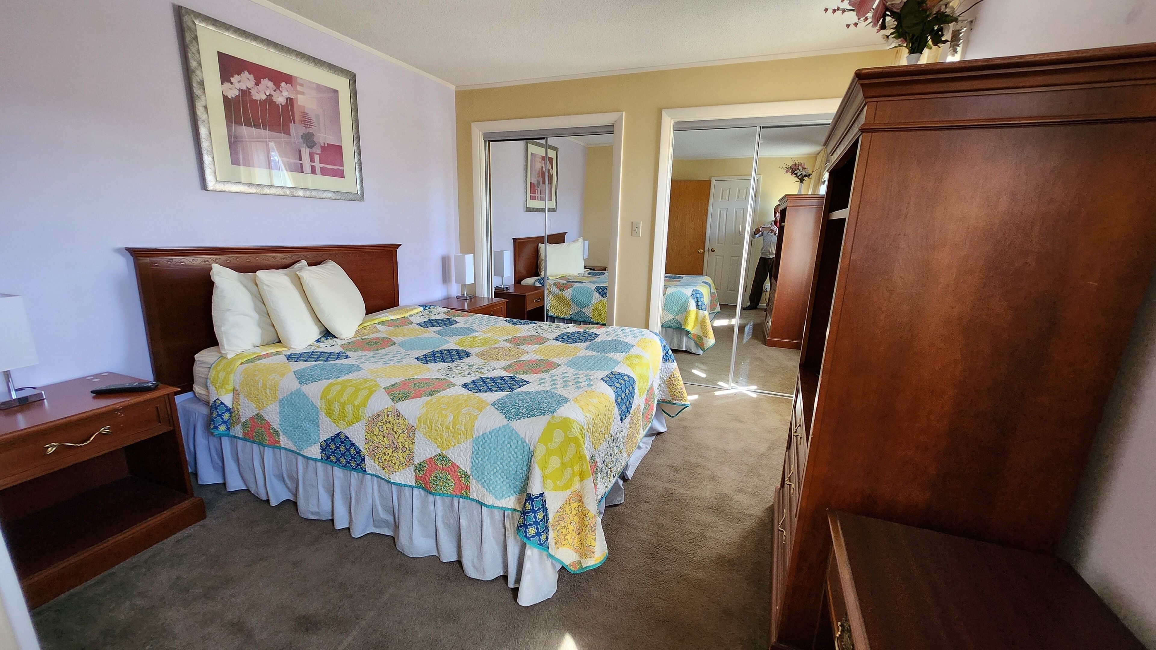 3 chambres, fer et planche à repasser, Wi-Fi, draps fournis