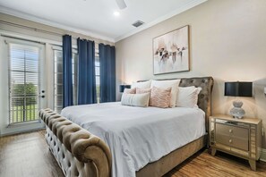 6 bedrooms, iron/ironing board, WiFi, bed sheets