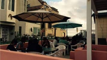 Ristorazione all'aperto