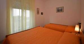 1 quarto