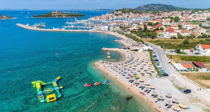 Gorgeous home in Tribunj