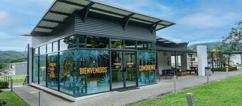 Conveniencia Total en Lugar Donde una Familia Tiene Todo Para Disfrutar