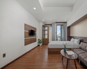 Unclassified image, 2 of 86, button - Tokyo Boutique Front Beach Hotel (Da Nang)