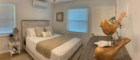 2 chambres, fer et planche à repasser, Wi-Fi gratuit, draps fournis