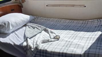 1 bedroom, WiFi, bed sheets