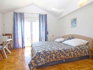 1 bedroom