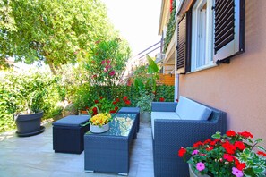 Terrace/patio - Holiday apartment with air conditioning (Fažana)
