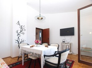 تناول الطعام